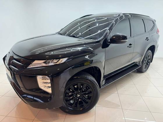 MITSUBISHI PAJERO SPORT 2.4 16V MIVEC TURBO DIESEL HPE-S AWD AUTOMÁTICO MITSUBISHI PAJERO SPORT 2.4 16V MIVEC TURBO DIESEL HPE-S AWD AUTOMÁTICO